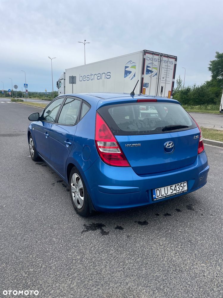 Hyundai i30 1.6 Classic - 8