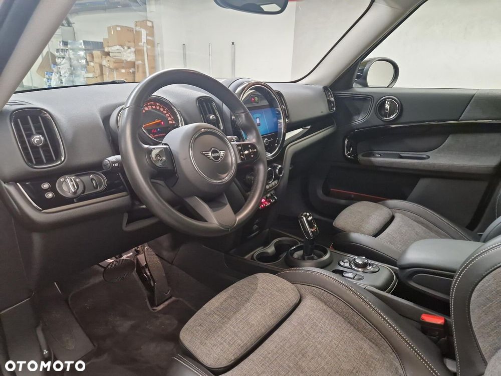 MINI Countryman Cooper Classic Trim - 11