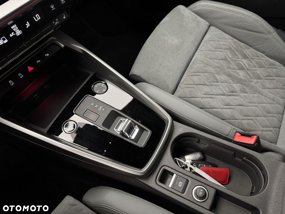 Audi A3 Sportback 35 TFSI mHEV Advanced S tronic - 28
