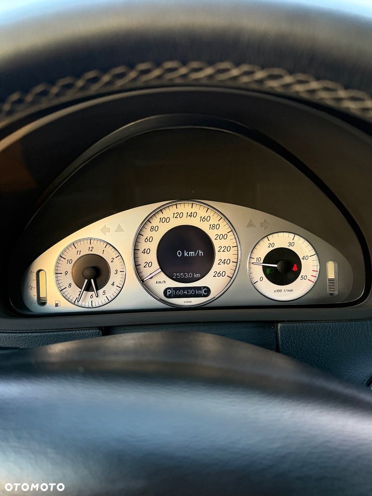 Mercedes-Benz CLK - 17