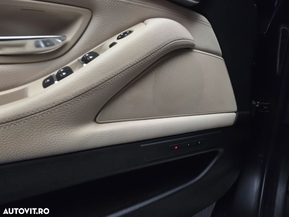 BMW Seria 5 520d Sport-Aut. - 25
