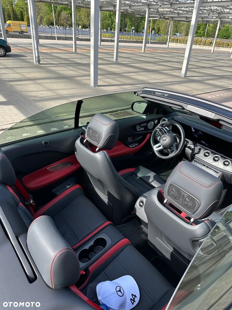 Mercedes-Benz Klasa E AMG 53 4-Matic+ 9G-TRONIC - 21