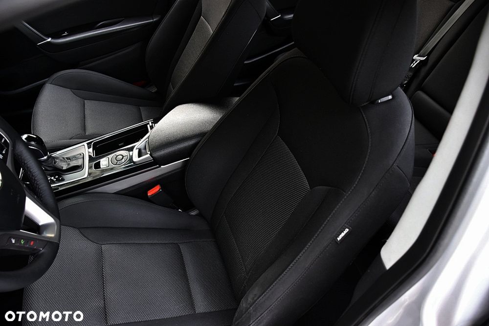 Hyundai i40 i40cw 1.7 CRDi Automatik Fifa World Cup Edition Silver - 33