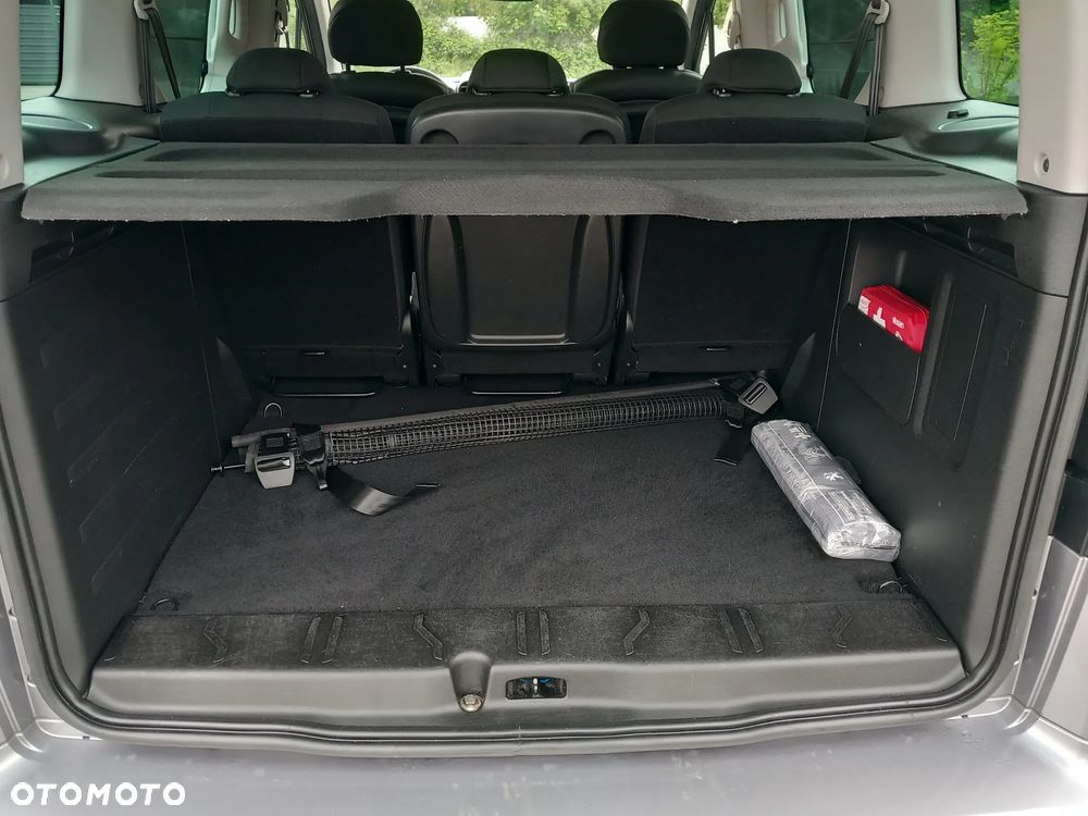 Citroën Berlingo Multispace PureTech 110 SHINE - 12