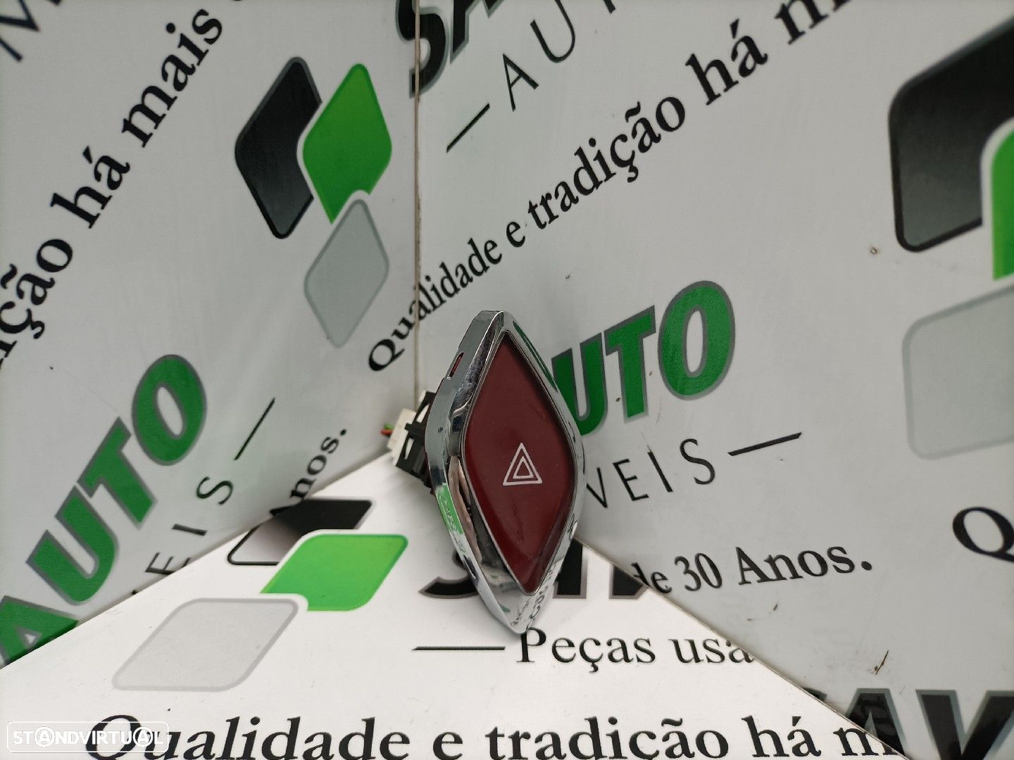 Botão De 4 Piscas Citroën Ds3 - 1
