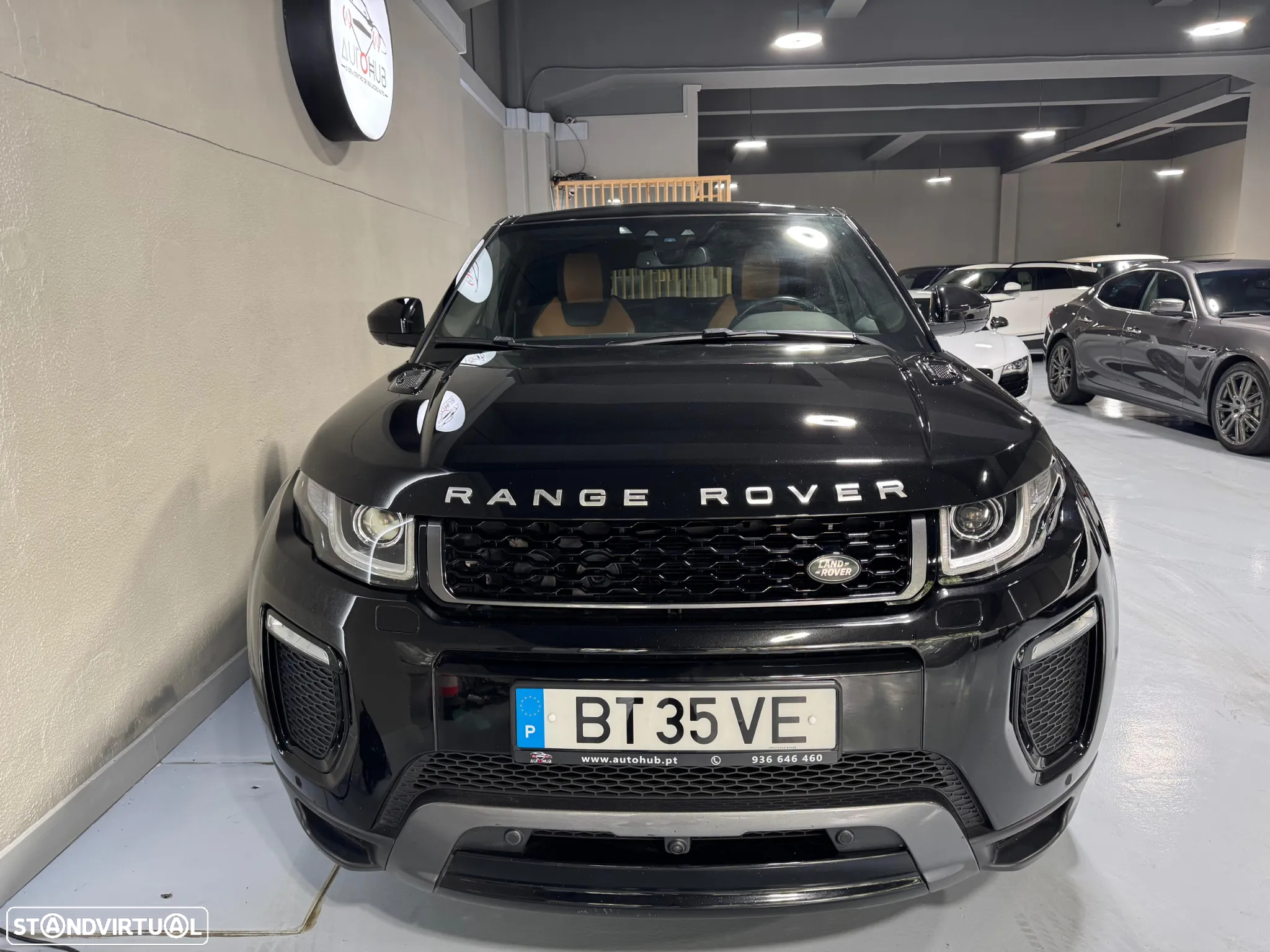 Land Rover Range Rover Evoque 2.0 D180 AWD HSE Auto - 4