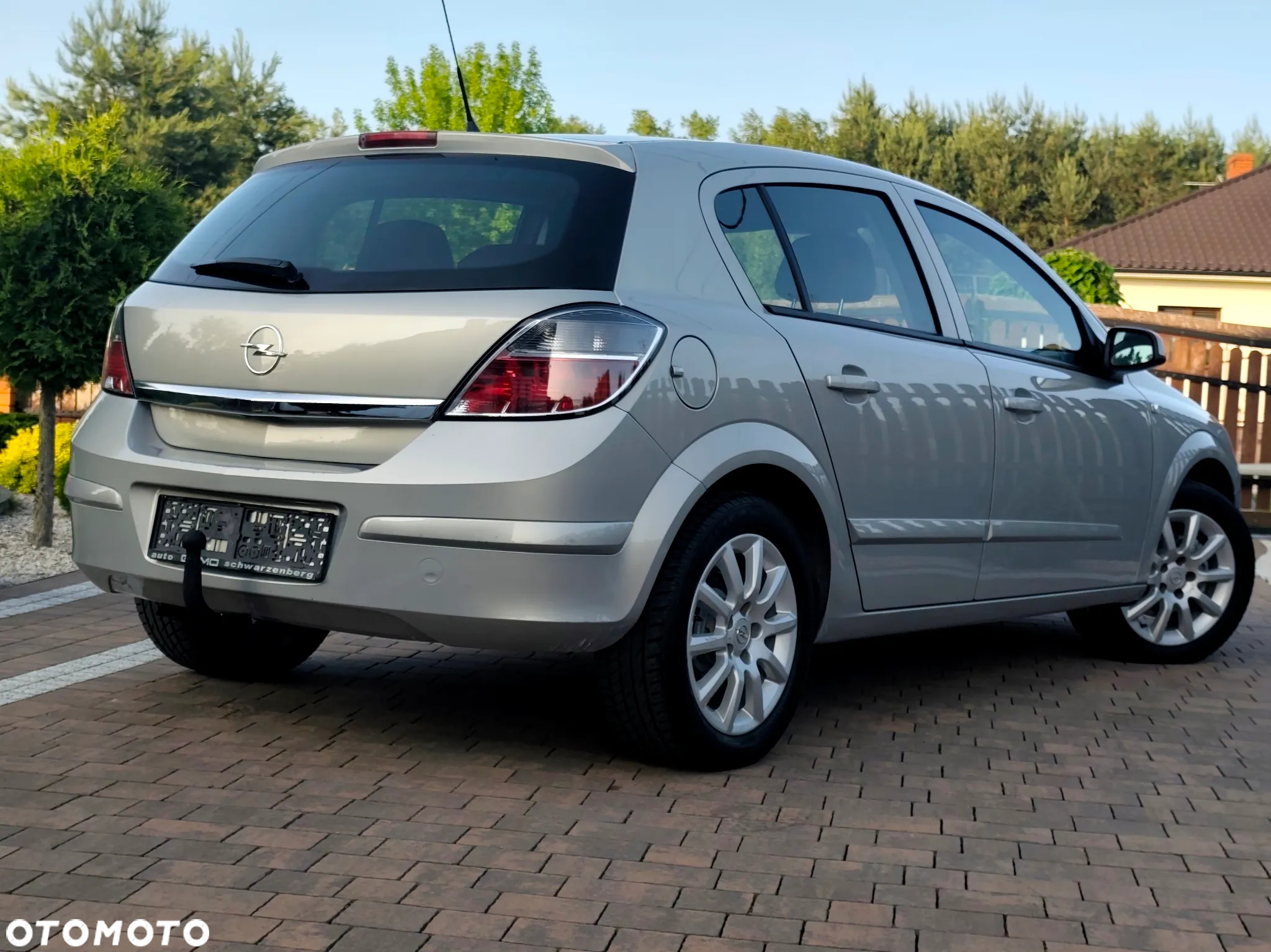 Opel Astra 1.6 - 17