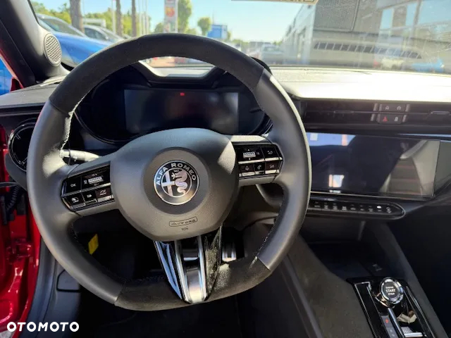 Alfa Romeo Junior 54kWh Elettrica Veloce - 9