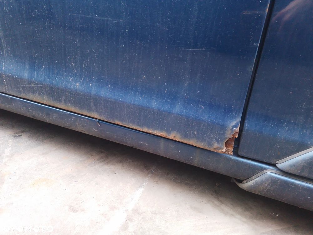 TOYOTA YARIS VERSO I 99 - 03  - OSŁONA PRZECIWSŁONECZNA PRAWA LEWA - 13