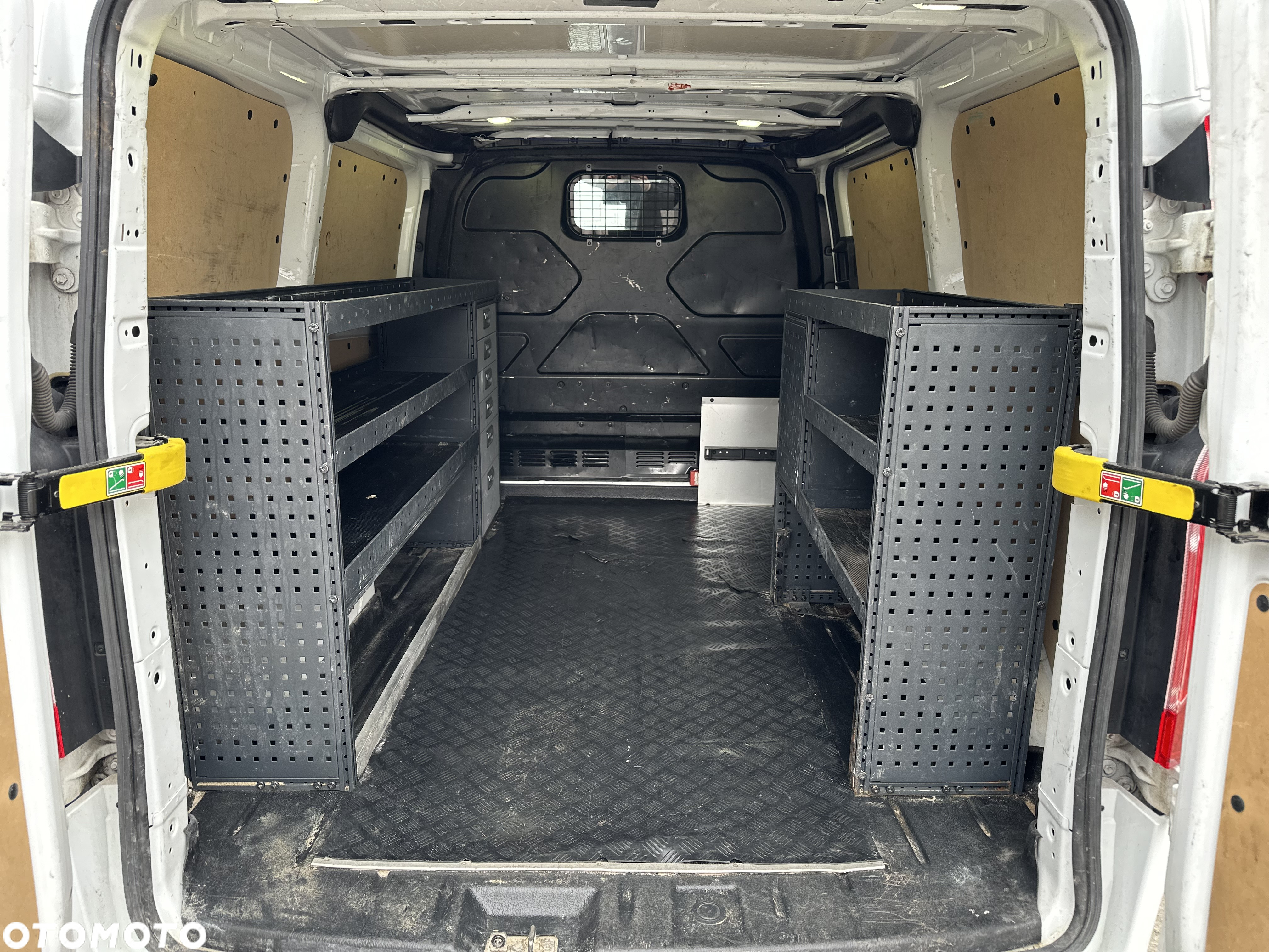 Ford Tourneo Custom 310 L1H1 VA Autm Titanium - 8