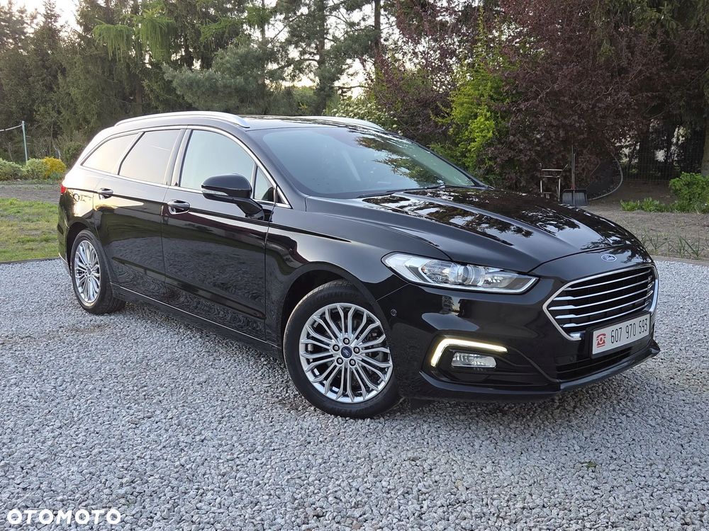 Ford Mondeo 2.0 Hybrid Titanium - 36