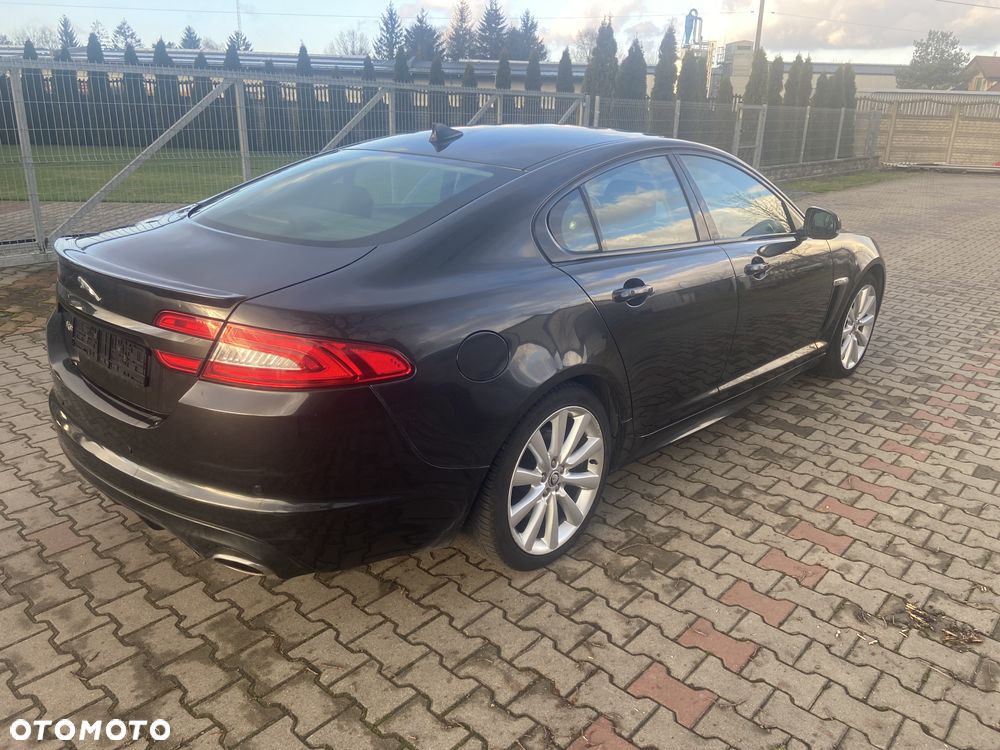 Jaguar XF 2.2 D Luxury - 5
