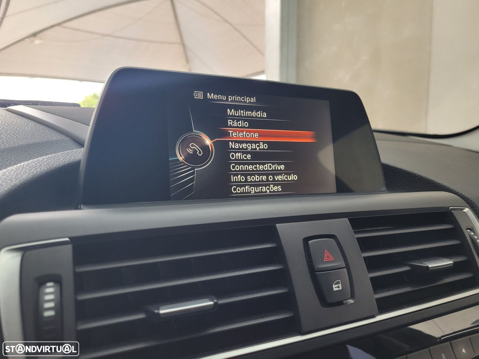 BMW 116 d Line Urban - 29