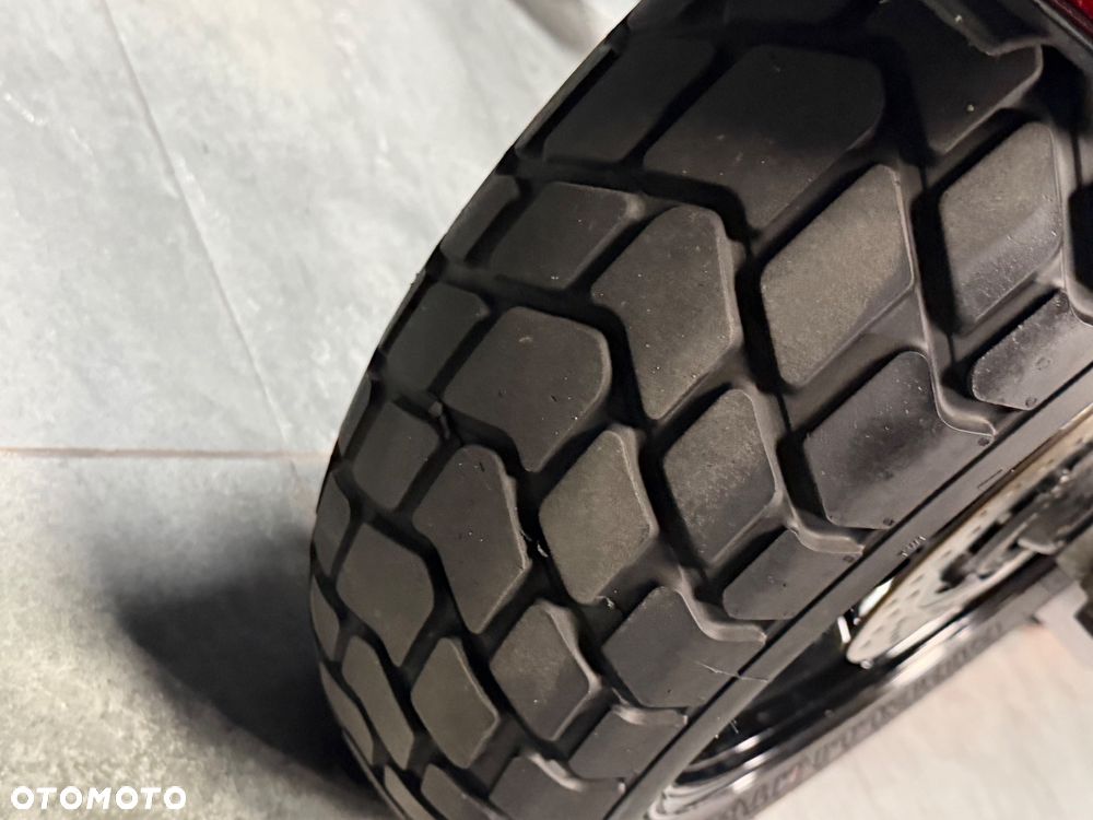 Ducati Scrambler - 12