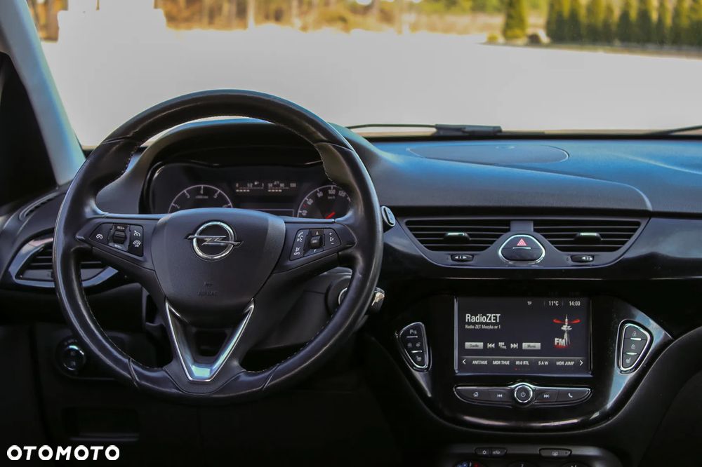 Opel Corsa 1.4 16V Cosmo - 35
