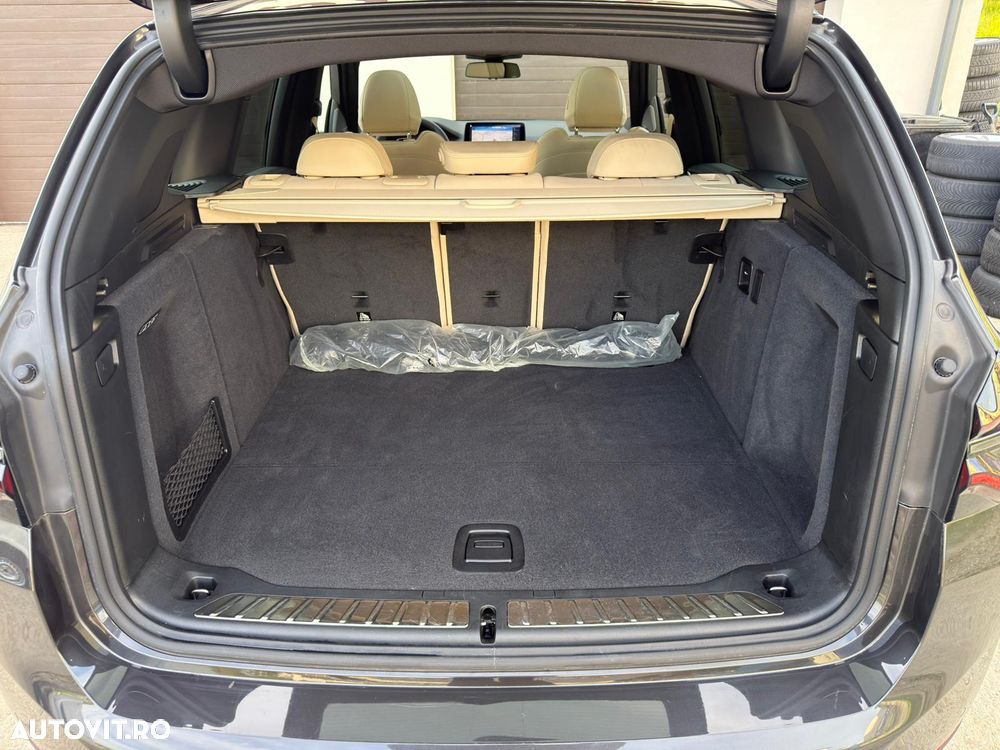BMW iX3 Inspiring - 21