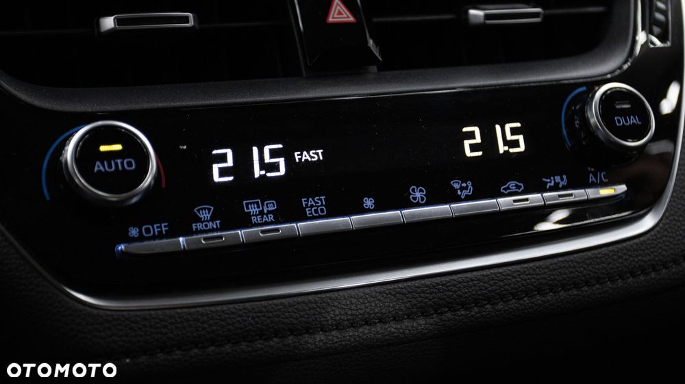 Toyota Corolla 1.5 Comfort - 19