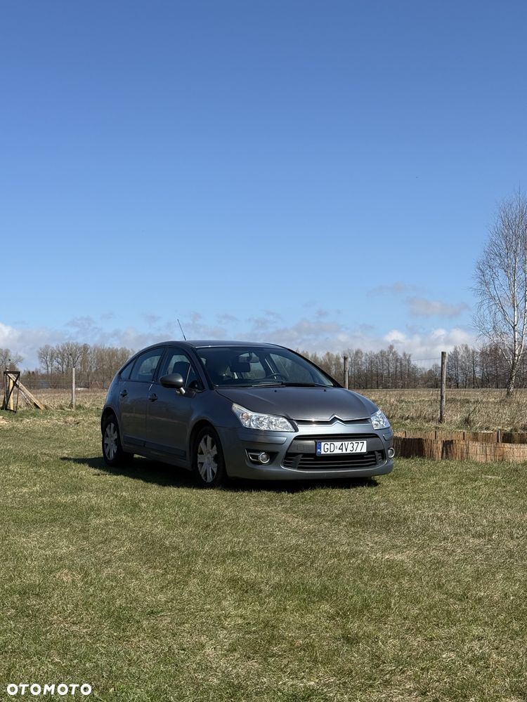 Citroën C4 2.0 HDi FAP Exclusive - 1