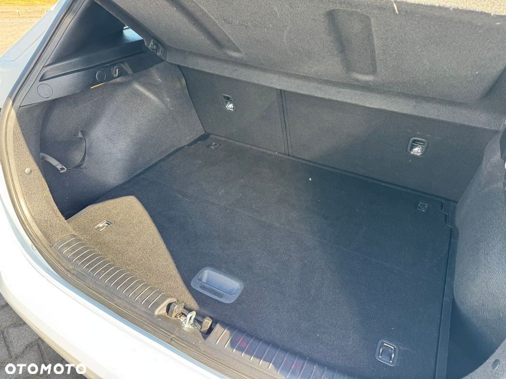 Kia Ceed 1.5 T-GDI M - 20