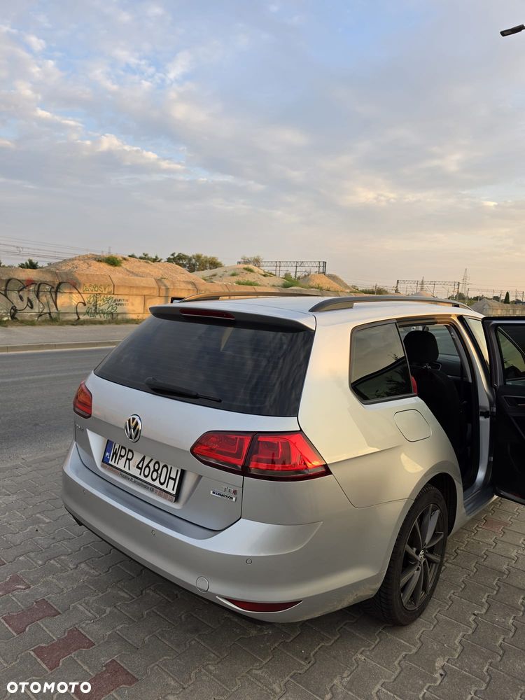Volkswagen Golf 1.6 TDI BlueMotion Trendline - 19