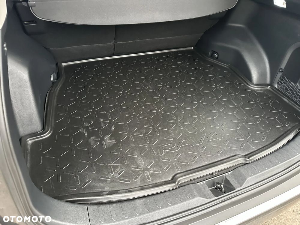 Toyota RAV4 2.5 Hybrid Executive 4x4 - 38