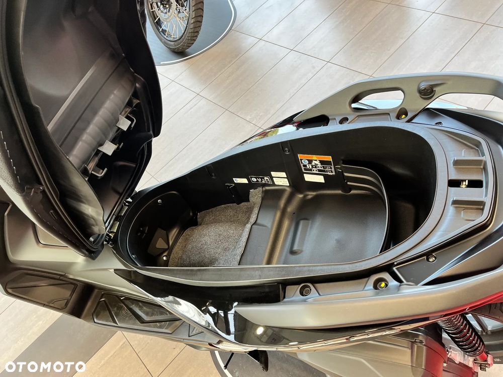 Honda NSS - 11