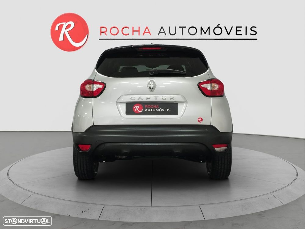 Renault Captur 1.2 TCe Exclusive EDC - 4