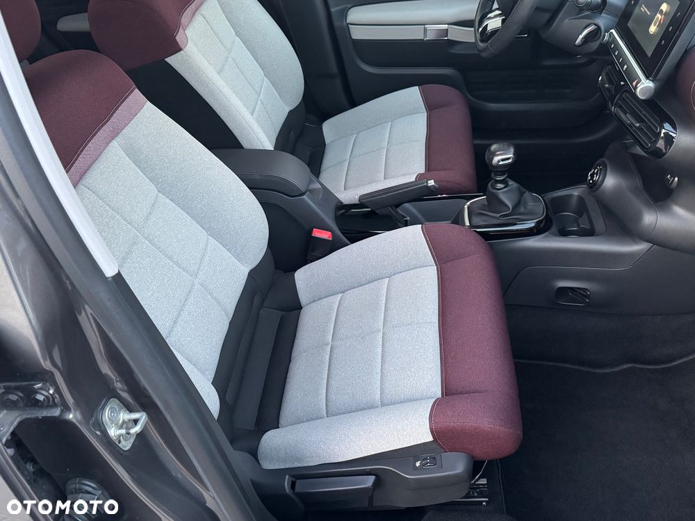 Citroën C4 Cactus 1.2 PureTech Shine S&S - 33