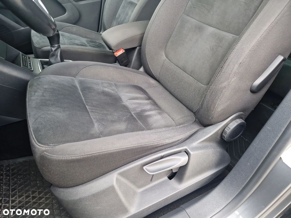 Volkswagen Tiguan 1.4 TSI Sport&Style - 12