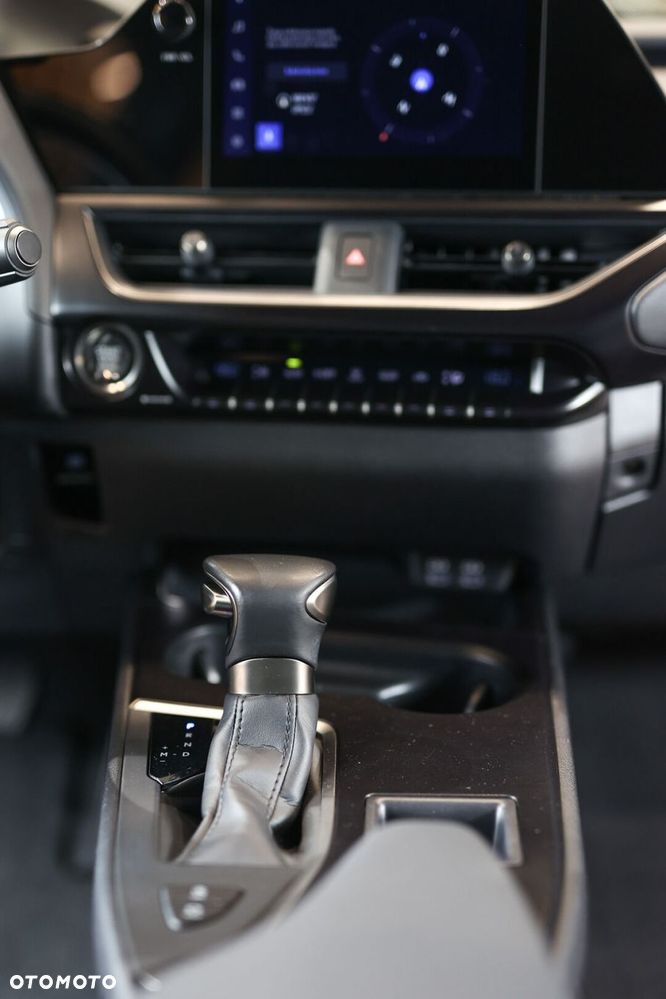 Lexus UX 200 Elegance 2WD - 41