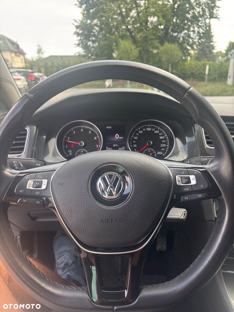 Volkswagen Golf 1.0 TSI Comfortline - 4