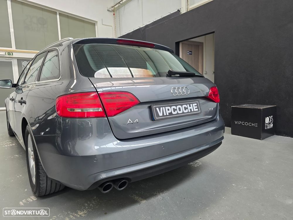 Audi A4 Avant 2.0 TDI Sport - 32