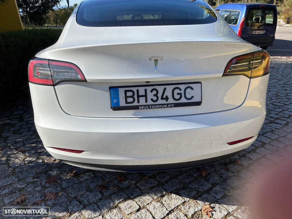 Tesla Model 3 Standard Range Plus RWD - 1