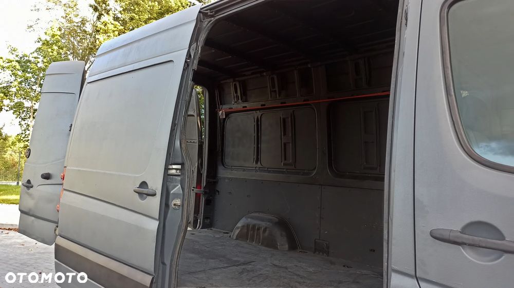 Volkswagen CRAFTER Sprinter - 8
