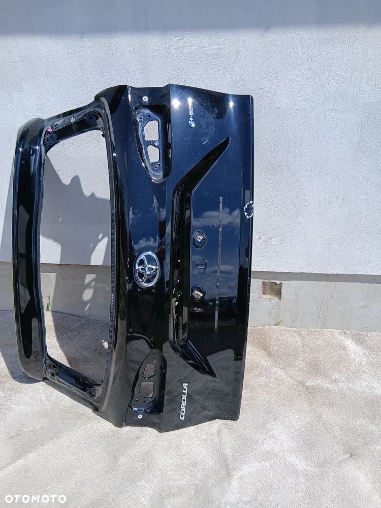 TYLNA KLAPA TOYOTA COROLLA CROSS - 6