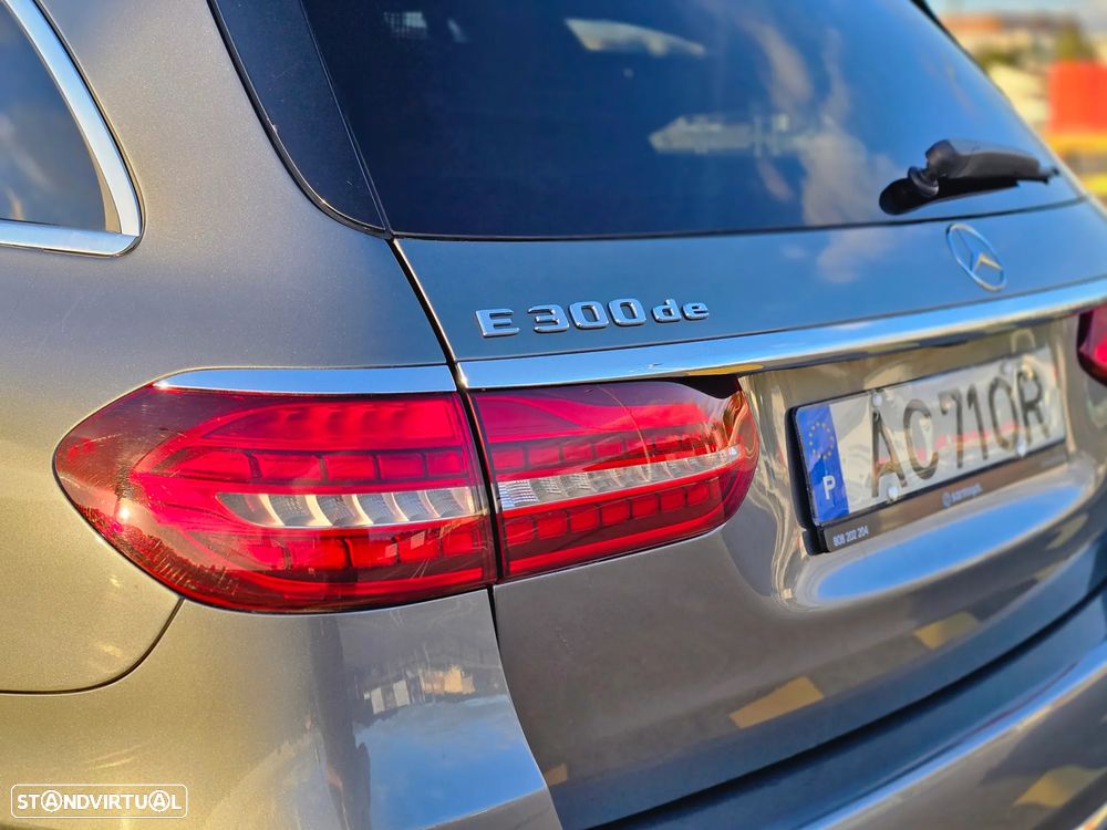 Mercedes-Benz E 300 de AMG Line - 18