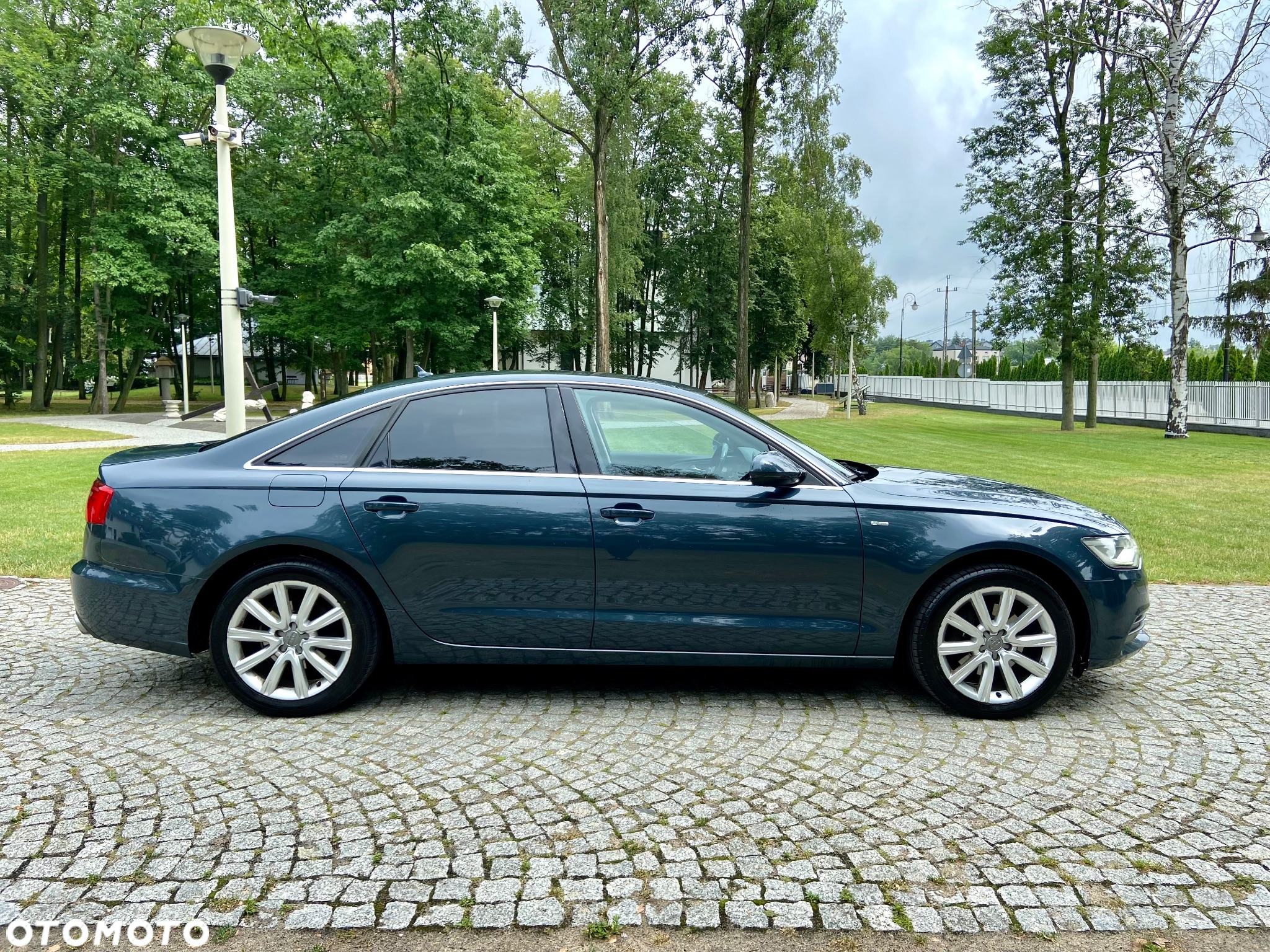 Audi A6 - 4
