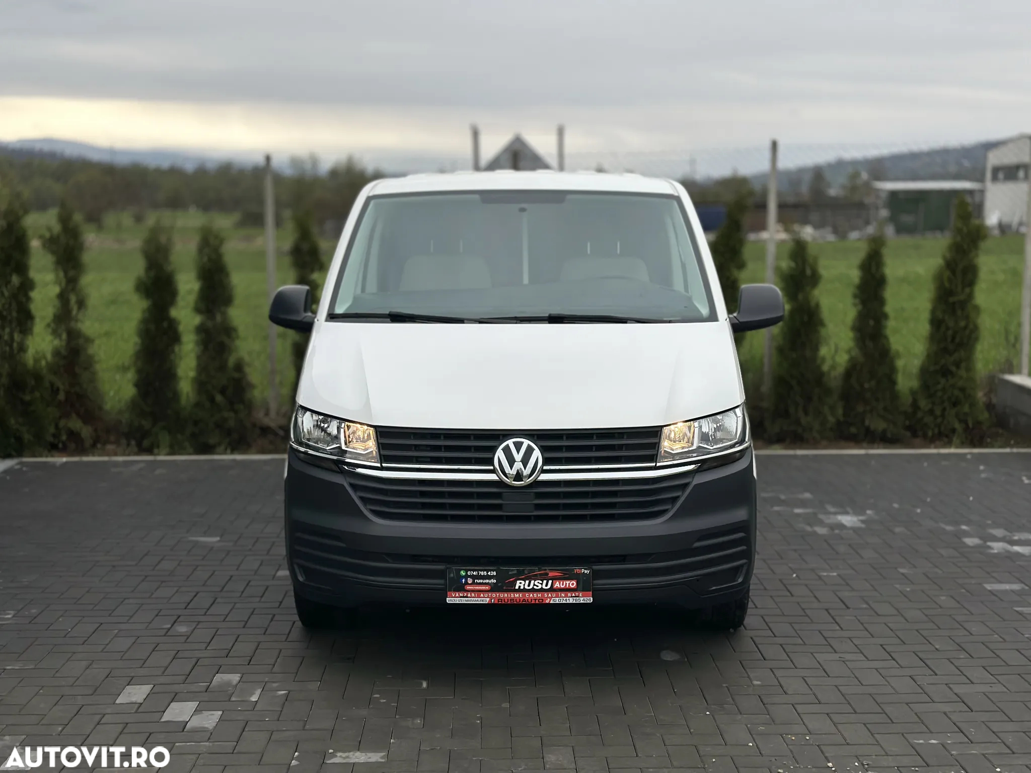 Volkswagen Transporter - 3