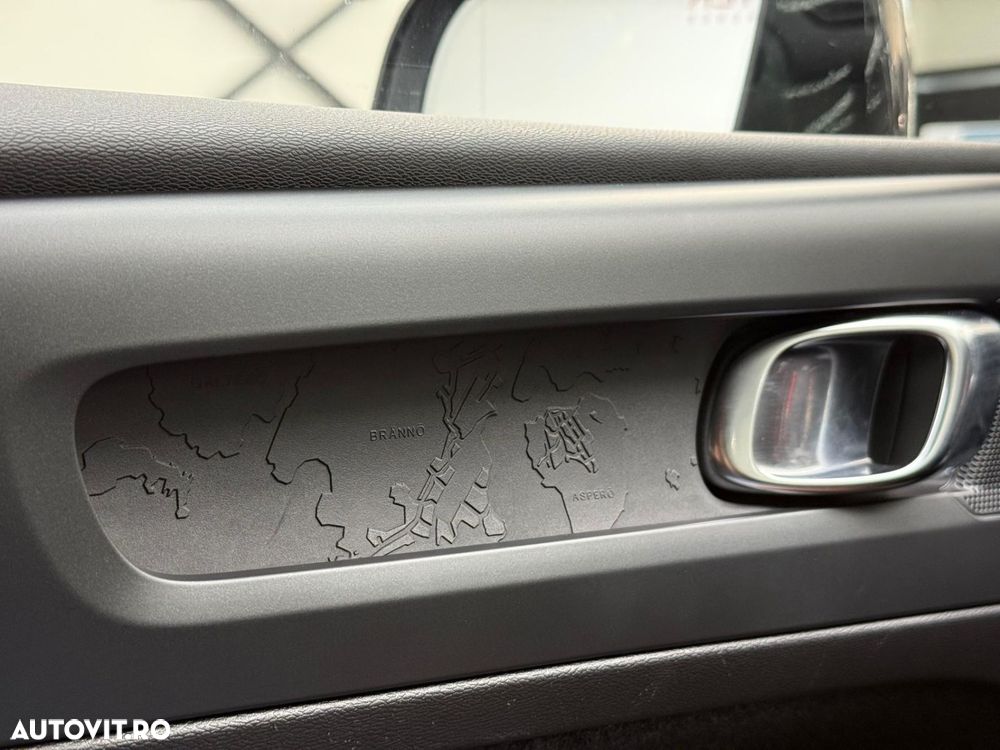 Volvo XC 40 T2 AT8 Momentum - 18