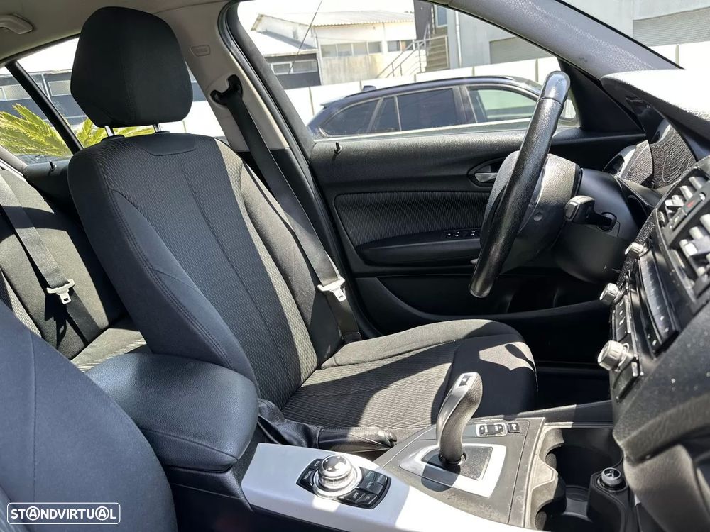 BMW 116 d Aut. Sport Line - 45