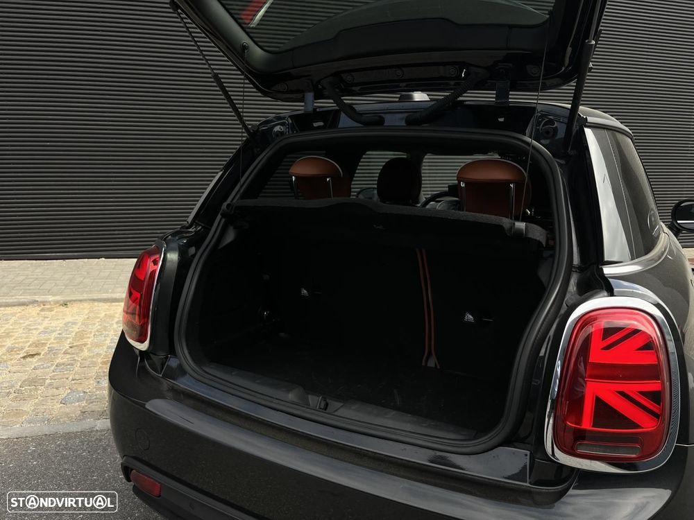 MINI 3 Portas Cooper SE Classic - 21