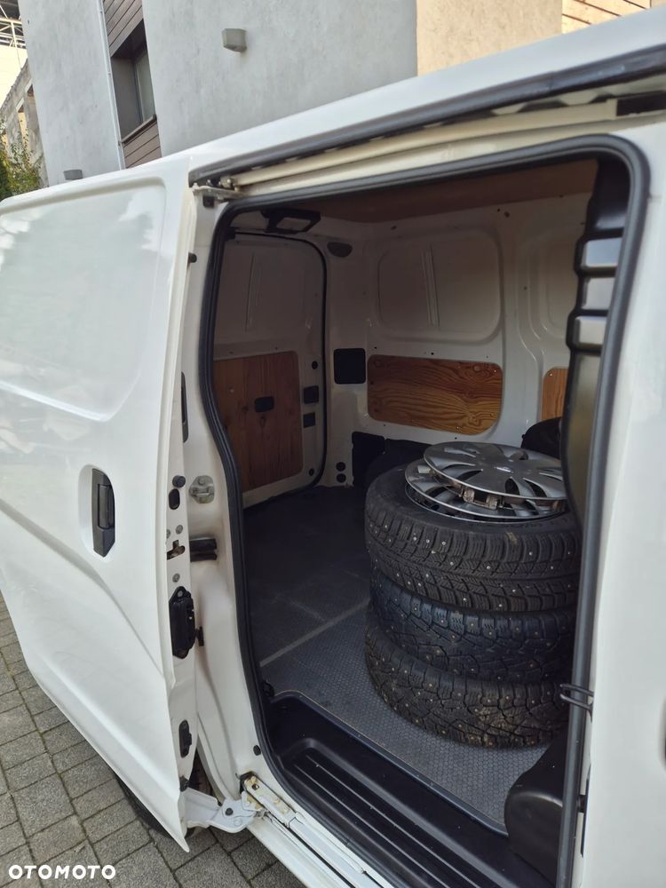 Nissan NV200 partner berlingo - 11