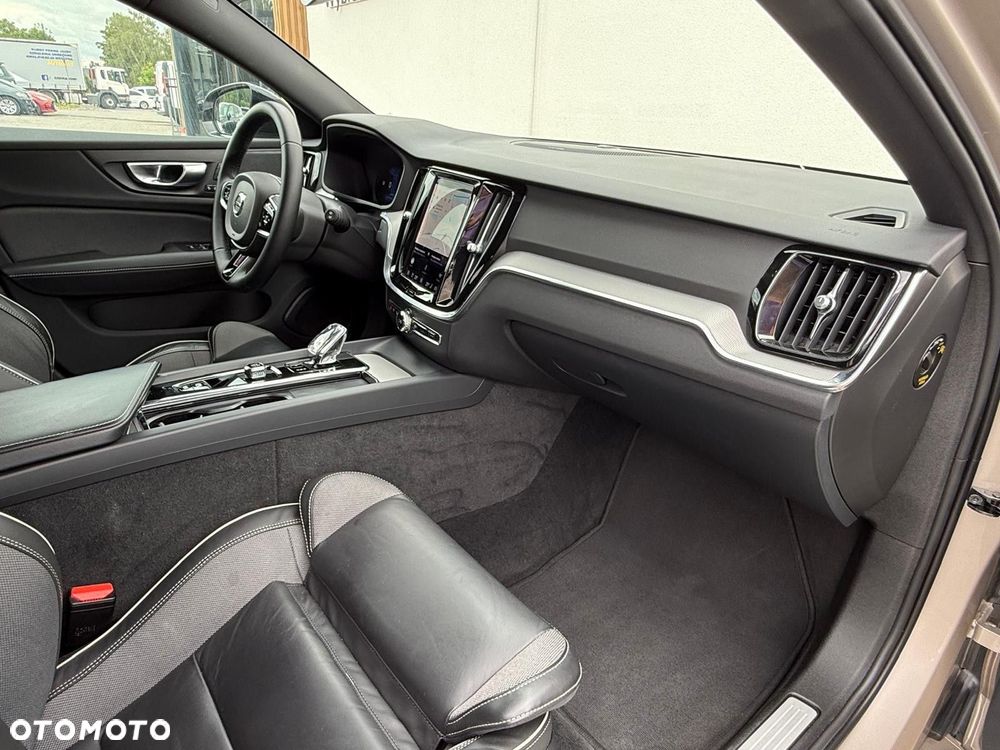Volvo V60 - 27