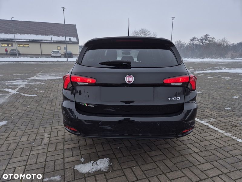 Fiat Tipo 1.6 MultiJet DCT Lounge - 2