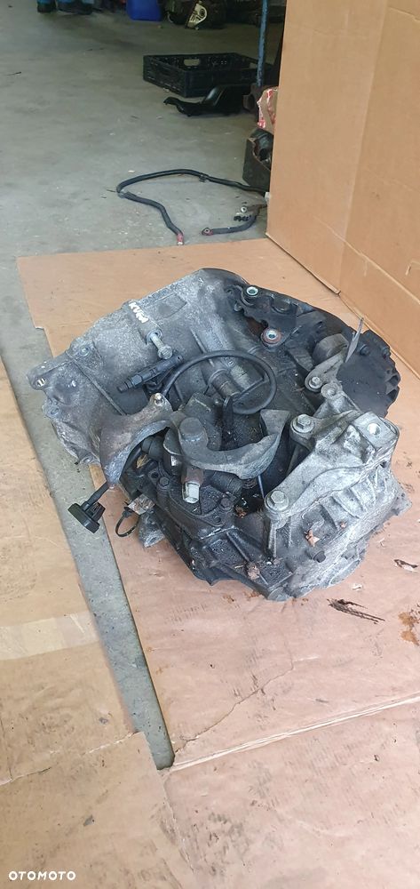 Skrzynia biegów manualna Ford kuga MK1 2.0 TDCI AV4R-7002-AB - 4