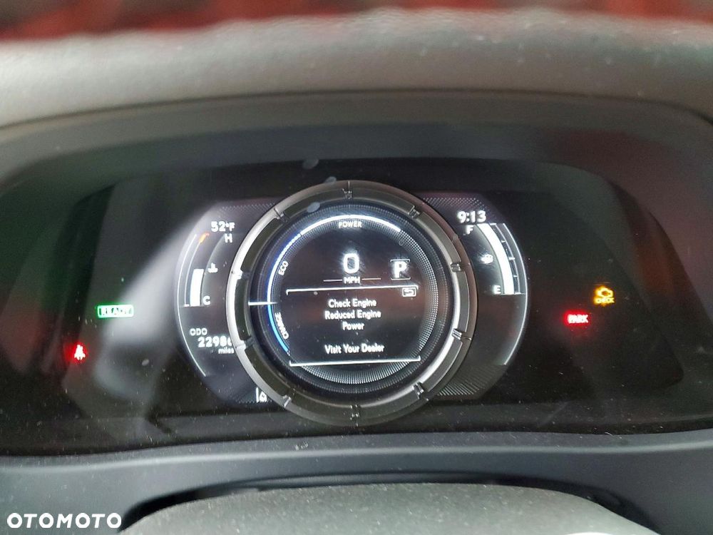 Lexus UX 250h - 9