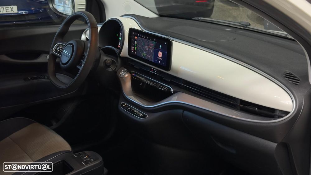 Fiat 500e 3 + 1 42kWh Icon - 30