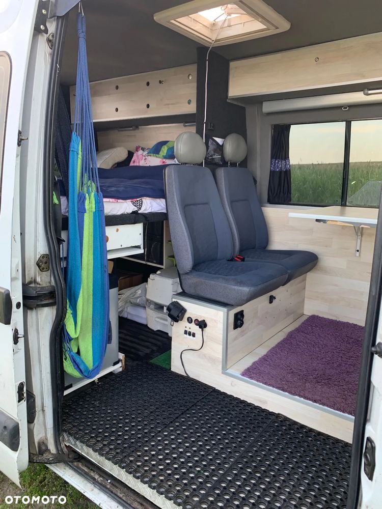 Nissan Interstar - 5
