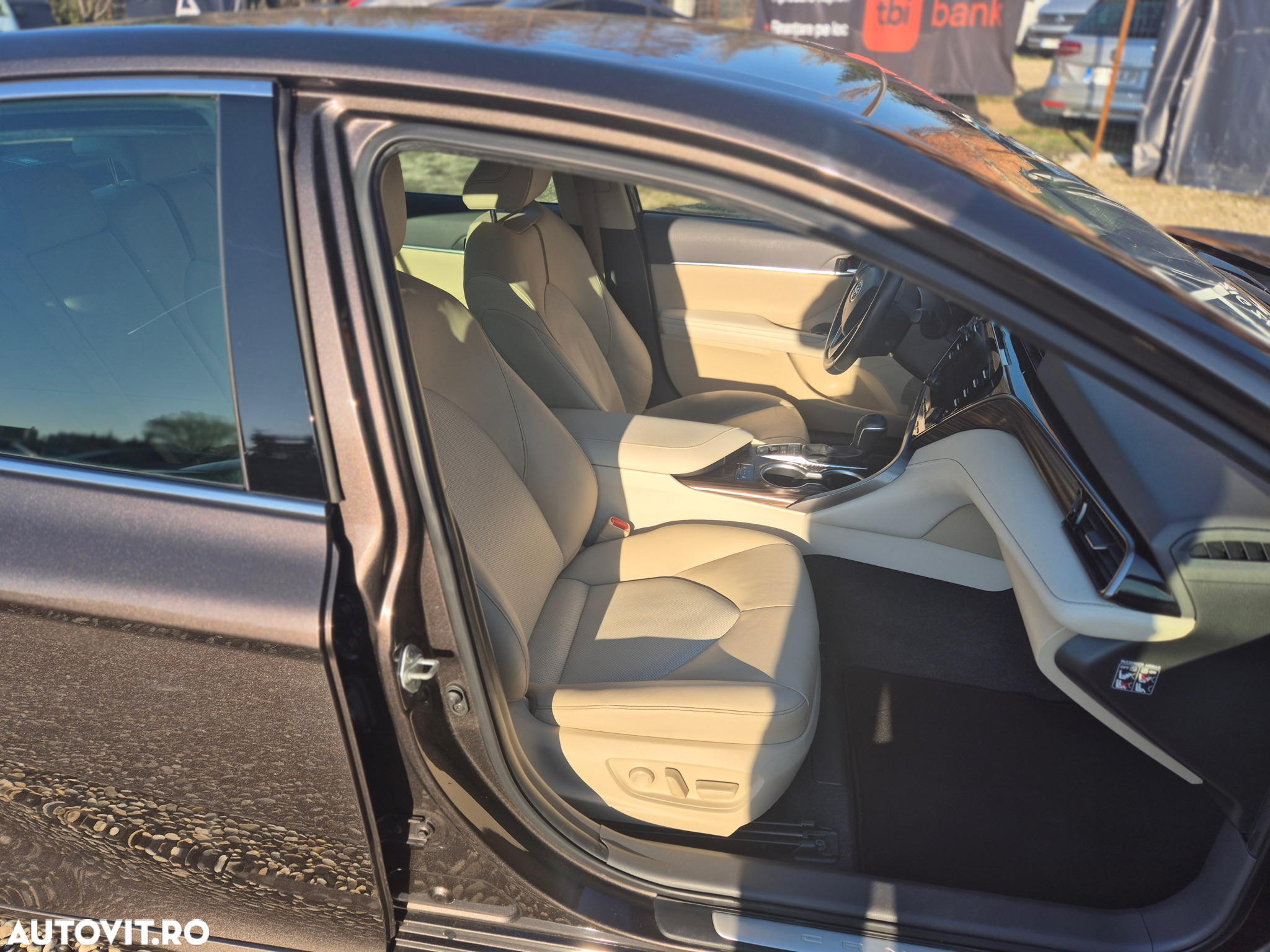 Toyota Camry 2.5 Hybrid Dynamic - 17