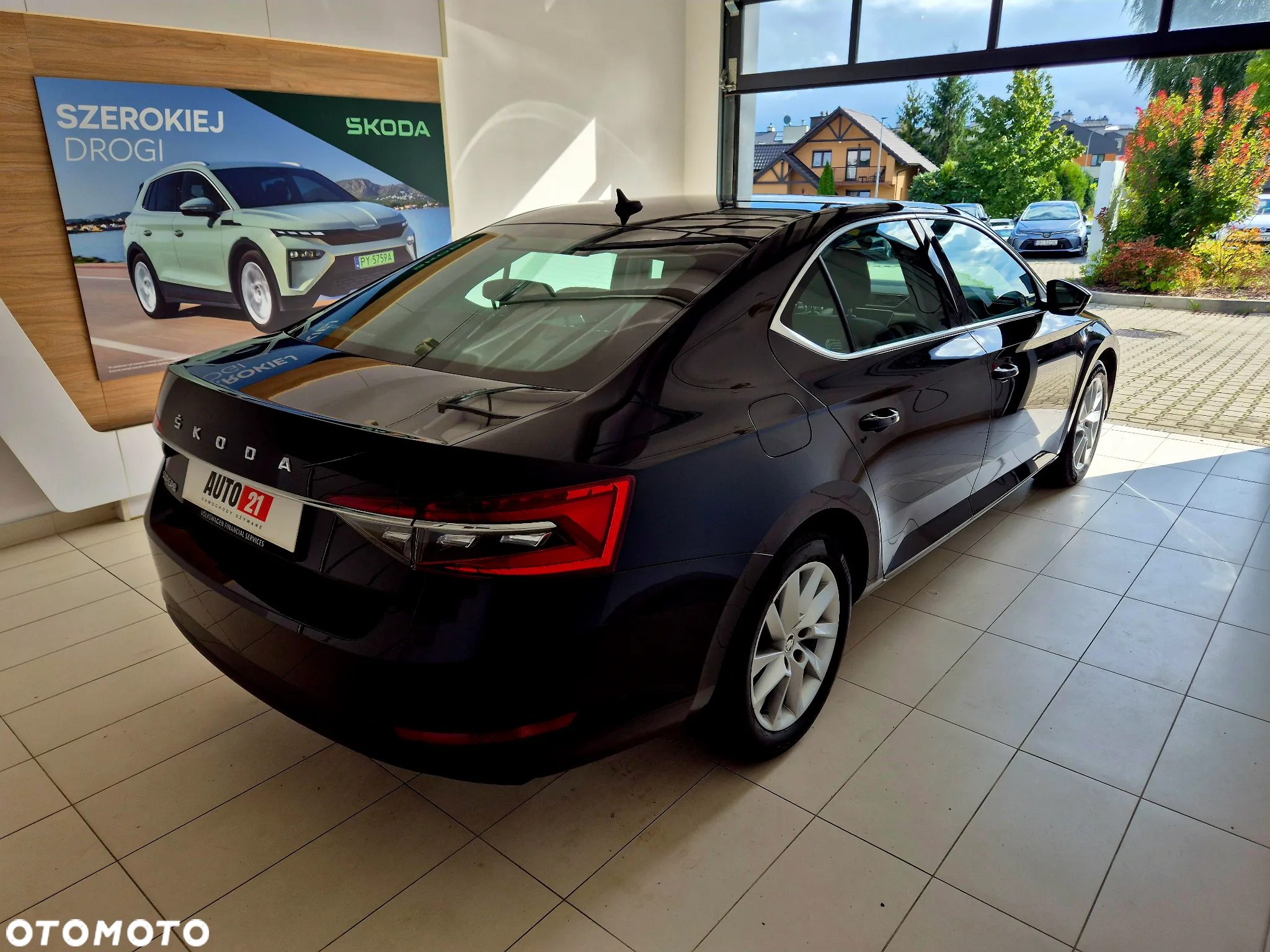 Skoda Superb 2.0 TDI SCR Ambition DSG - 6